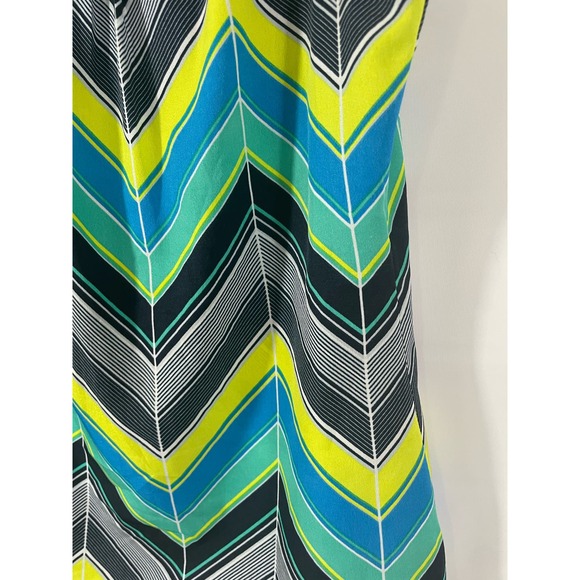 Banana Republic Medium Blouse Sleeveless Top Geometric Blue Green Chevron Top - Picture 3 of 6